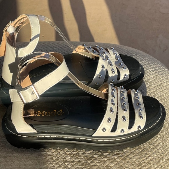 Mudd White Studded Platform Sandals, Size 11 - Picture 2 of 7